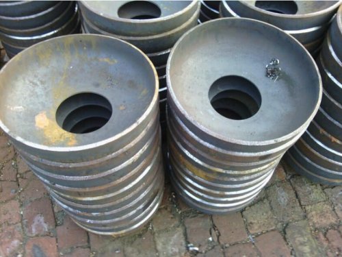 碳钢法兰的焊接方法